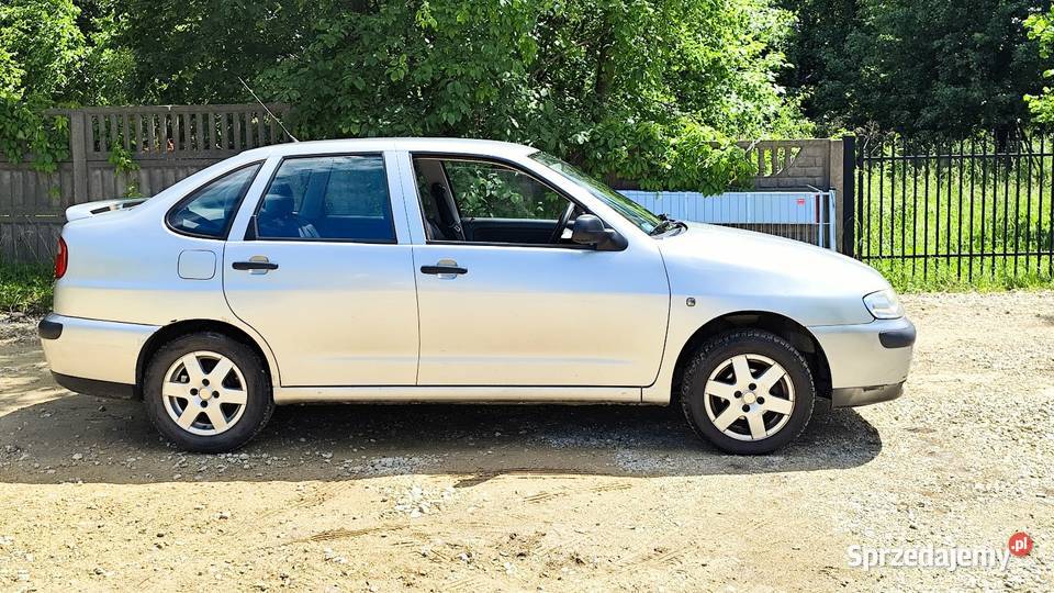 Niezniszczalny Seat Cordoba 19 SDI HAK diesel Radomsko sprzedam