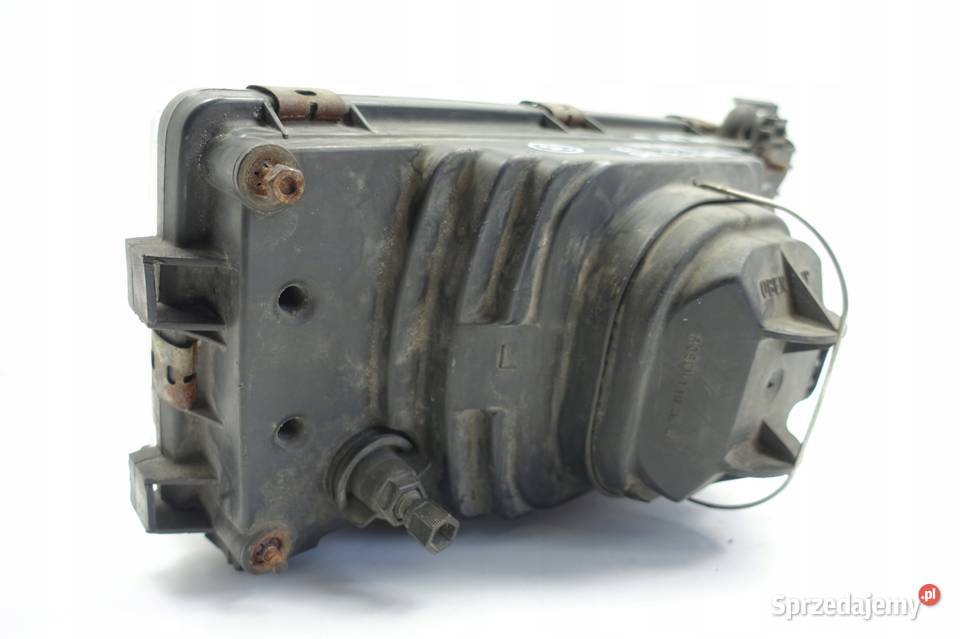 Volvo 740 760 PRZEDNIA LAMPA prawa EUROPA 3 piny Lampy przednie Janów sprzedam