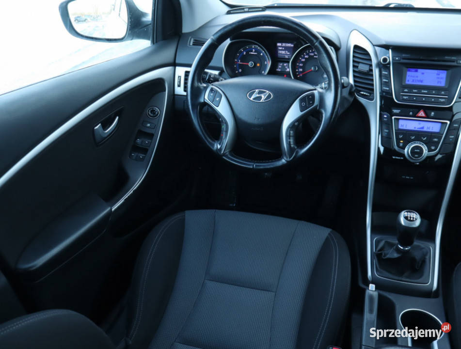 Hyundai i30 16 CRDi wielofunkcyjna kierownica Łódź