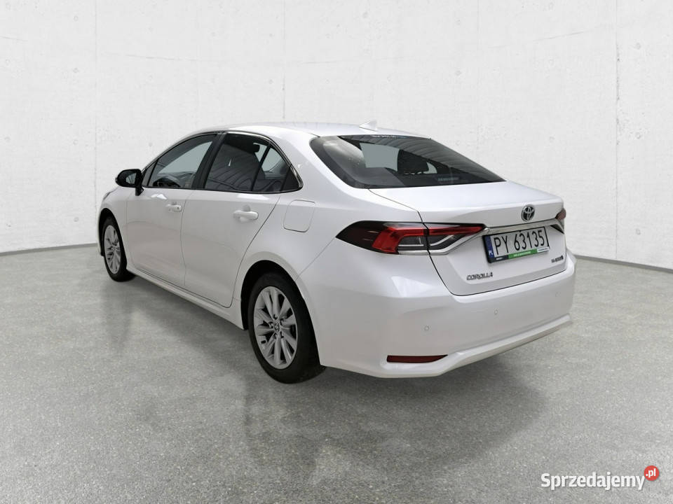 Toyota Corolla Seria E16 2012 Komorniki sprzedam