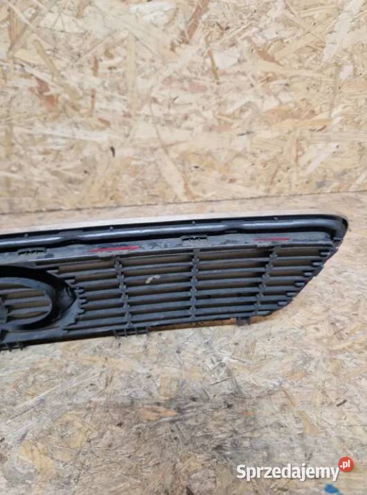 Grill atrapa chłodnicy audi S4 b5 8d0853651G Złotoryja