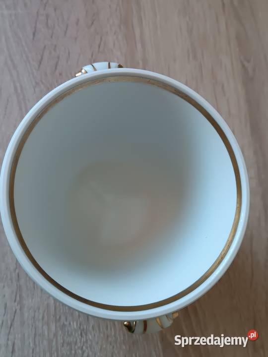 Osłonka czerwona róża sygnowana porcelana małopolskie