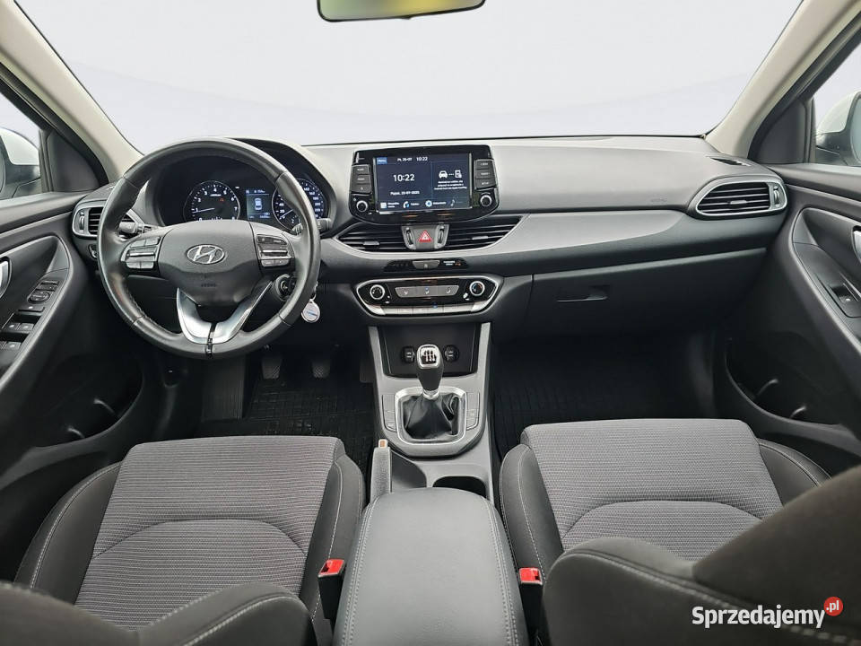 Hyundai i30 Hyundai i30 15 TGDI 48V Modern Kombi wielofunkcyjna kierownica