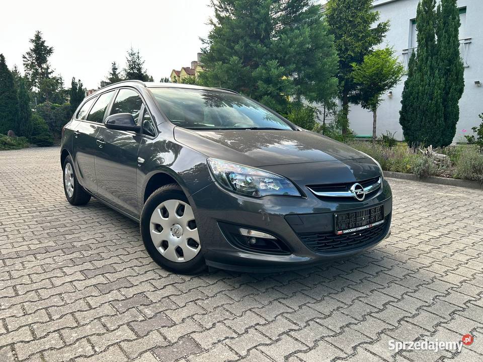 Opel Astra 16 CDTI Pierwsza rej 2014 Bogate Szczecin