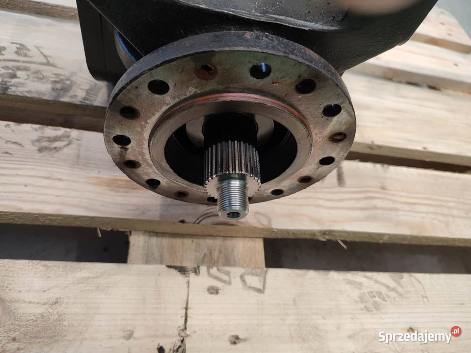 Atak mostu Manitou MRT 1432 11x31Spicer