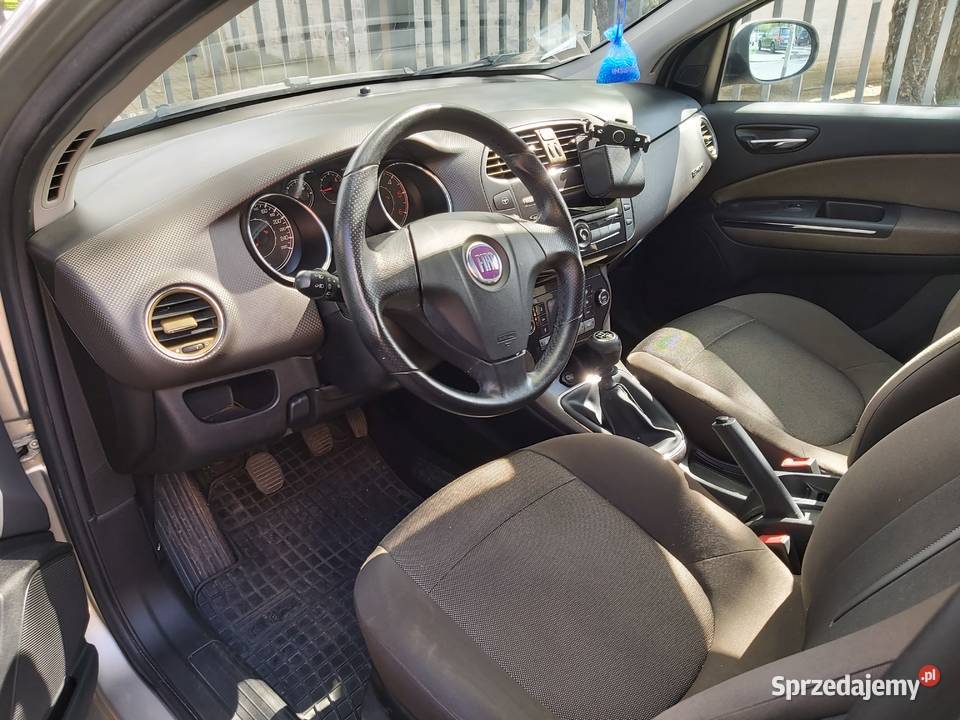 FIat Bravo 19 120 2007 Rok produkcji 2007 mazowieckie Warszawa sprzedam