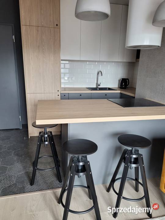 2pokojowy loft Bohema Praga I metro Szwedzka I Warszawa