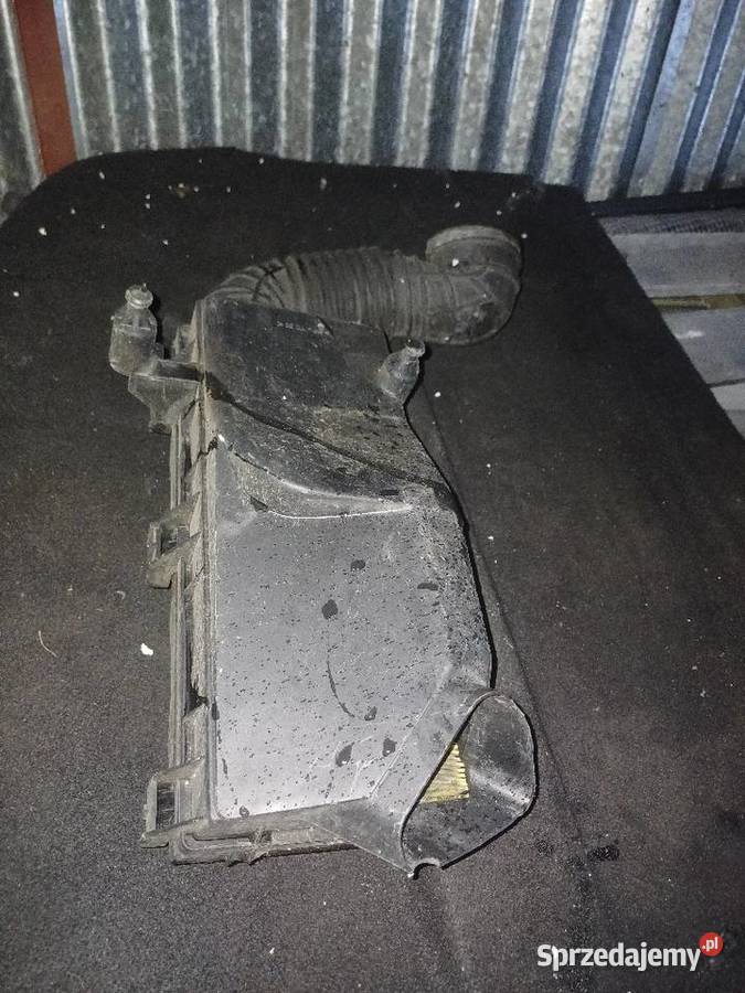 Obudowa filtra powietrza Ford Mondeo mk3 18 16V osobowe Toruń