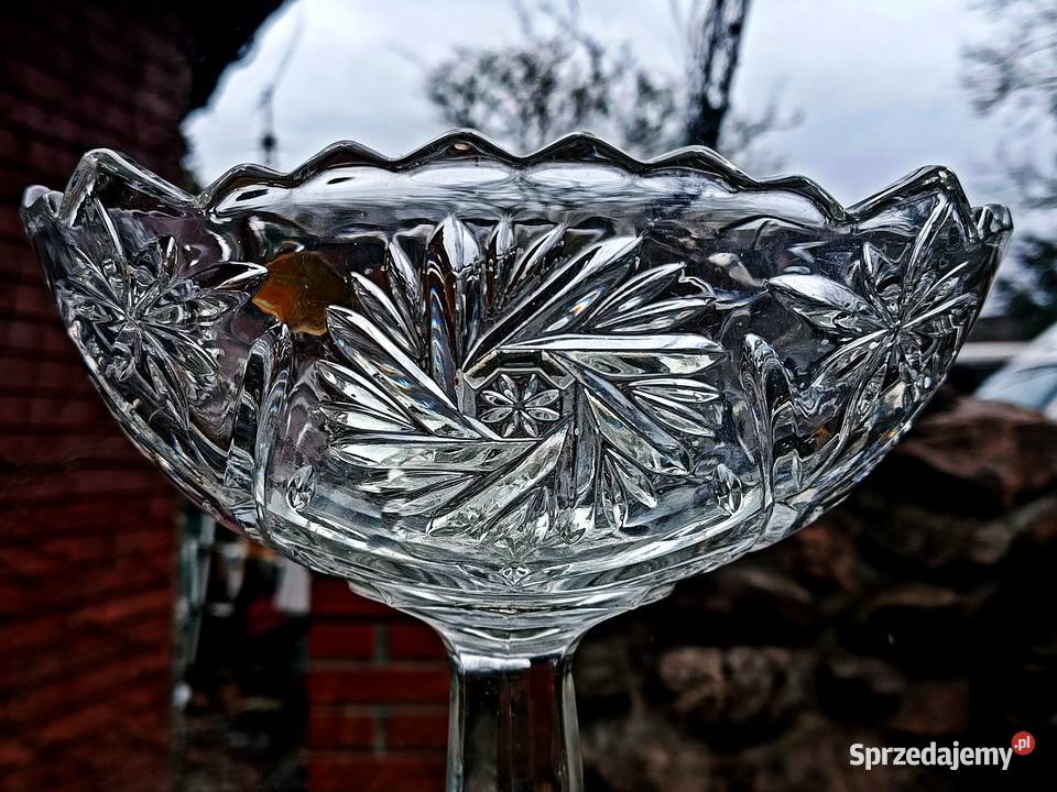Piękna patera owocarka kryształowa na stopie Klenica