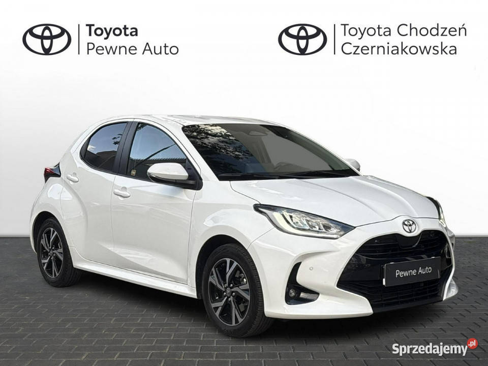 Toyota Yaris 15 Hybrid 116 STYLE salon Polska garażowany Yaris mazowieckie