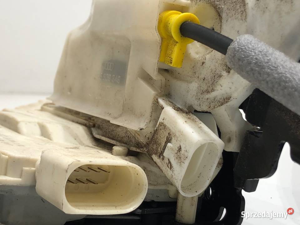 ZAMEK DRZWI LEWY TYŁ AUDI Q7 4M SUV 4M0839015J