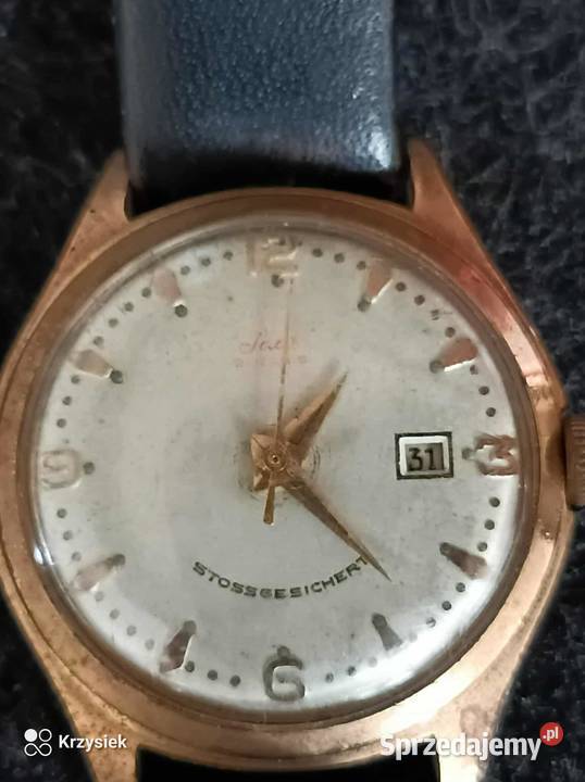 Stary zegarek nakrecany Pozostałe Gołowierzchy