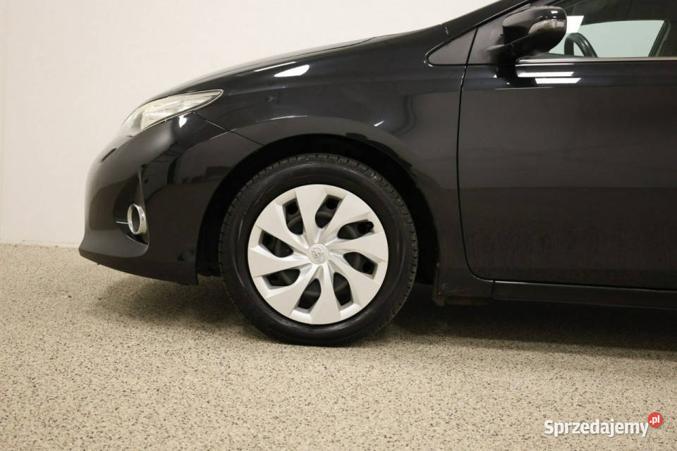 Toyota Auris II 2012 benzyna Auris wielkopolskie Sadlno