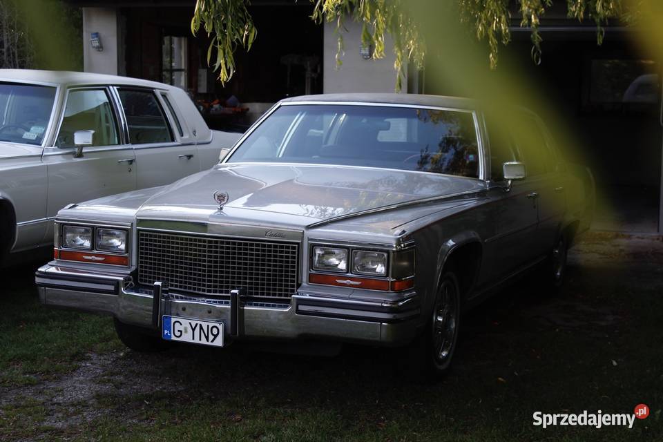 Cadillac Brougham 1987 50L 75000km Brougham Niwiska