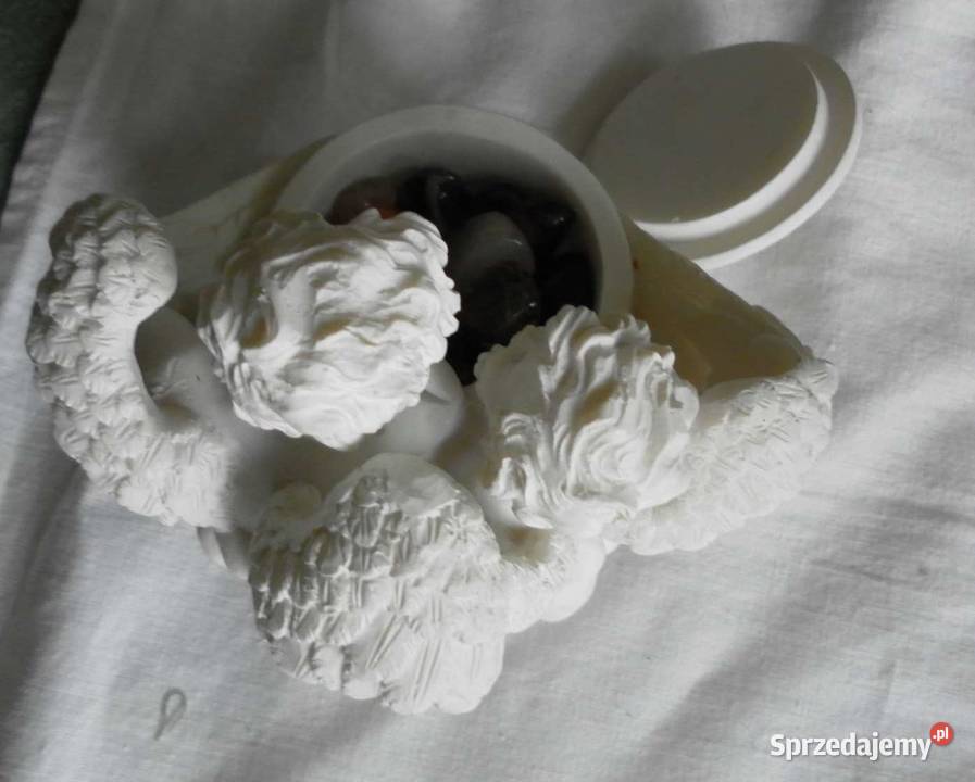 Precyzyjna Rzeźba Aniołki Kropielnica Alabaster Kraków