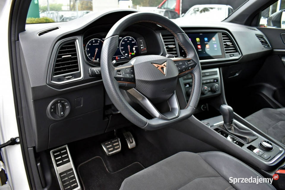 Cupra Ateca Bezwypadkowy Salon Polska Serwis ASO światła LED Łódź