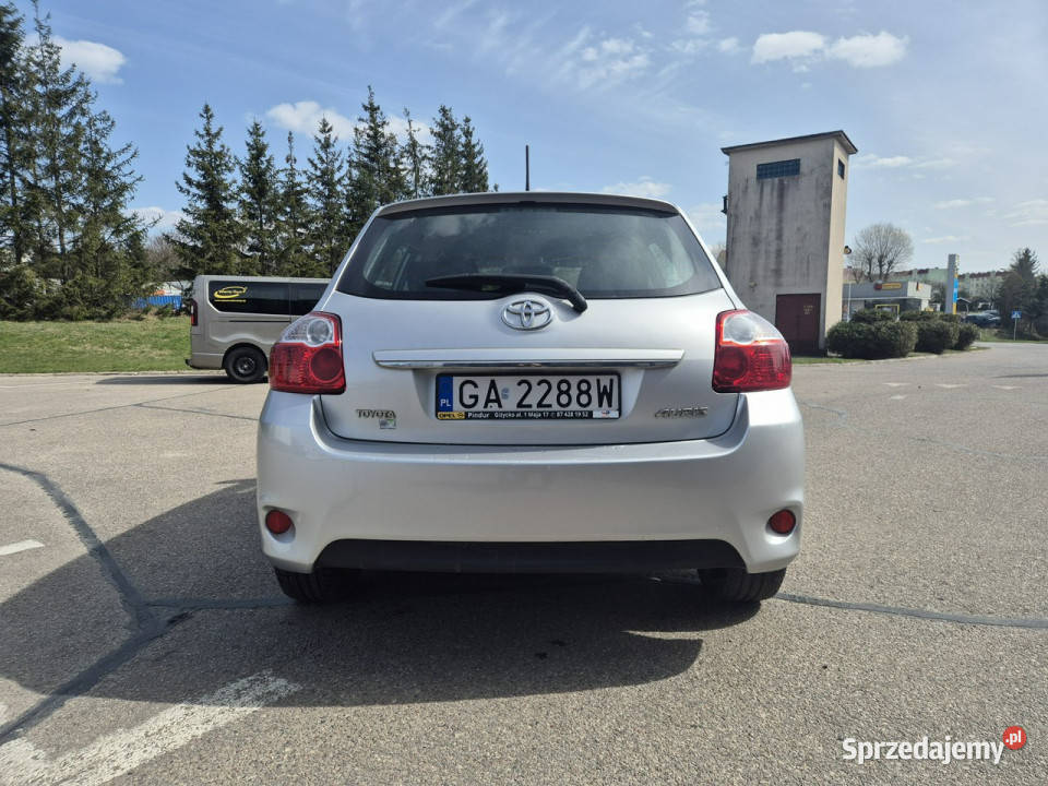 Toyota Auris I 20062012 benzyna Giżycko