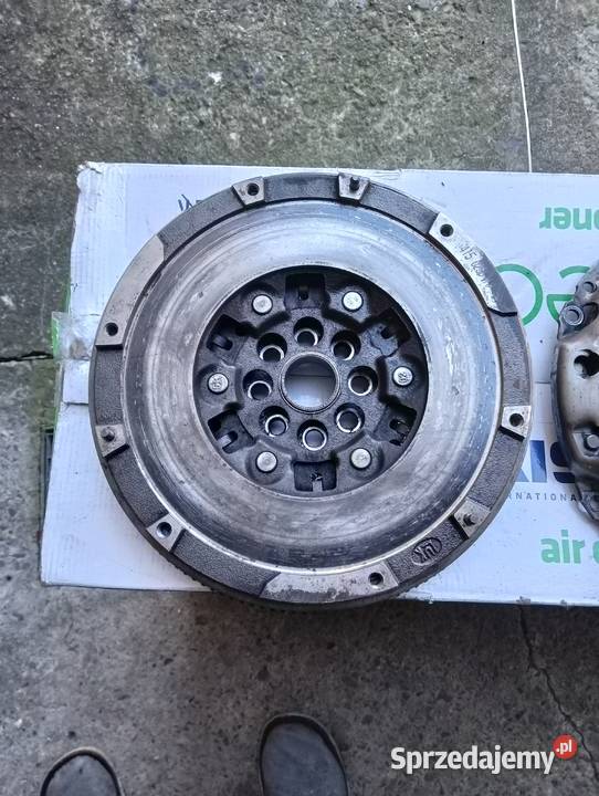 Kolo dwumasowe astra 17 cdti 101 Sprzęgła i elementy Jasło