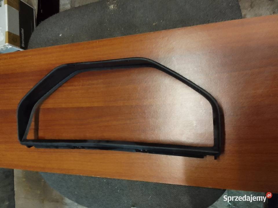 BMW e30 ramka osłona zegarów licznika