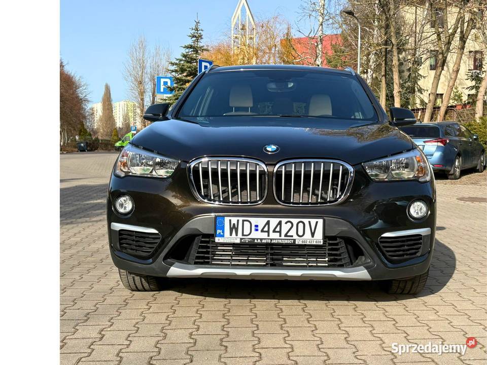 Śliczne auto z małym przebiegiem automatyczna Warszawa