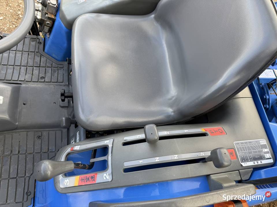 Japoński traktorek iseki sial 17 4x4 diesel plug Wspomaganie kierownicy Olecko