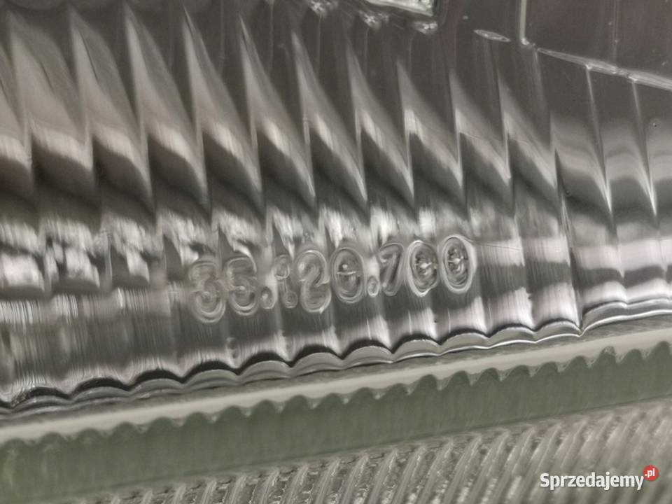 LAMPA PRAWY PRZÓD OPEL ASTRA F 2001 MAGNETI