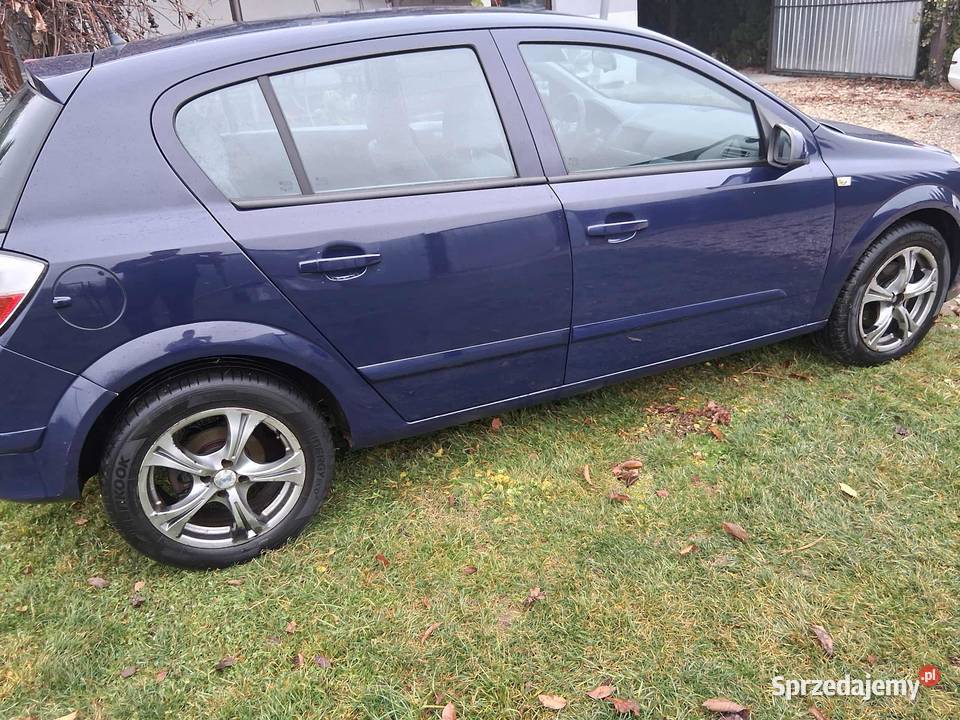 Opel astra h benzyna Lublin