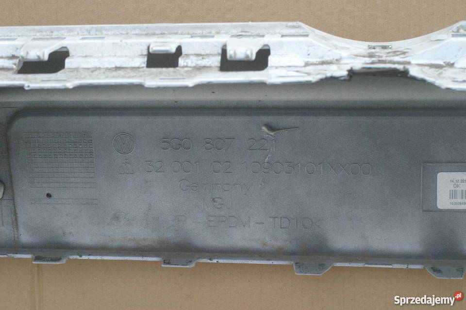 VW GOLF VII 7 ZDERZAK PRZÓD PDC 5G080722 osobowe lubuskie Bieleń sprzedam