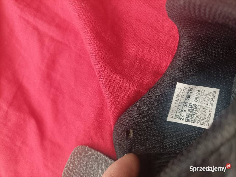 Korki Adidas 100 oryginalne okazja Rozmiar 34 dolnośląskie Strzegom
