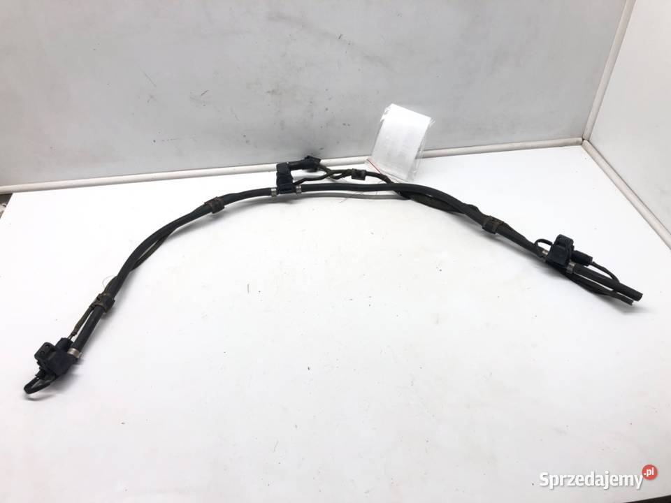 DYSZE SPRYSKIWACZY Z MASKI MERCEDES C215 9906 Dysze spryskiwaczy podkarpackie