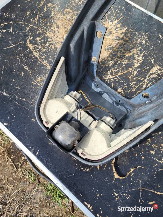 YAMAHA M11 750 LAMPA TYŁ OGON