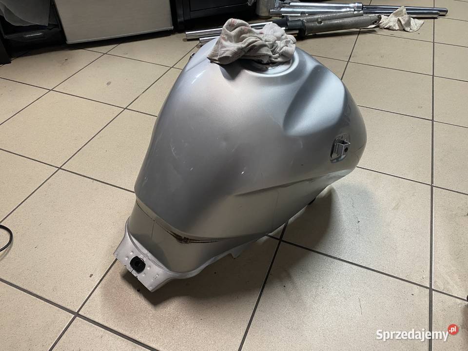 Zbiornik paliwa bak Honda Varadero XL 125 Brzeszcze