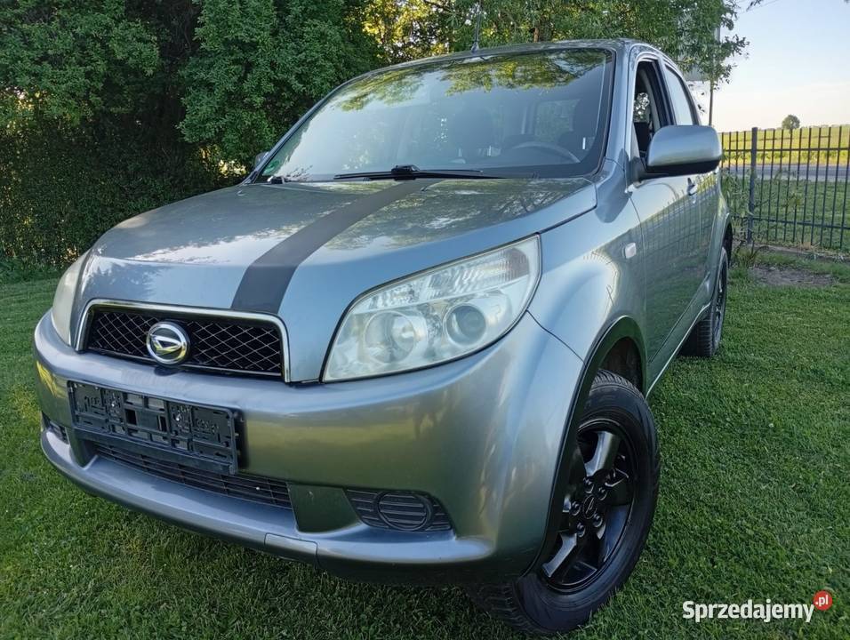 Terenówka Daihatsu Terios 4x4 Klima 06r Hak