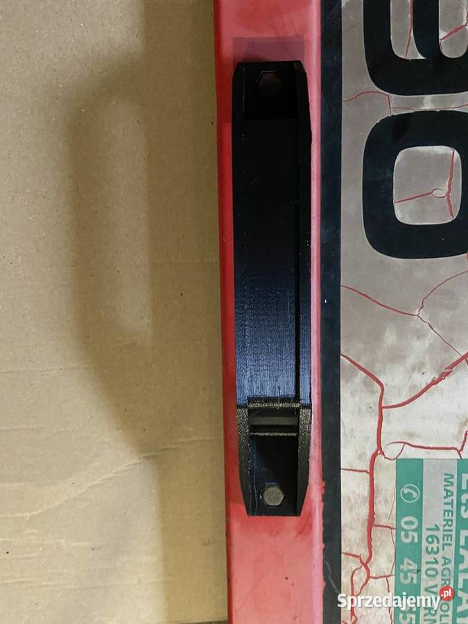 Rączka maski Massey Ferguson seria 600 Łuków