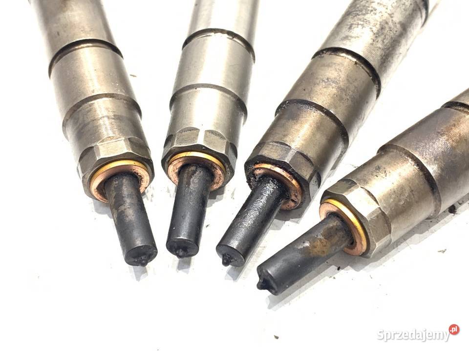 WTRYSKIWACZE KOMPLET VW PASSAT B8 04L130277AE 20 sprzedam