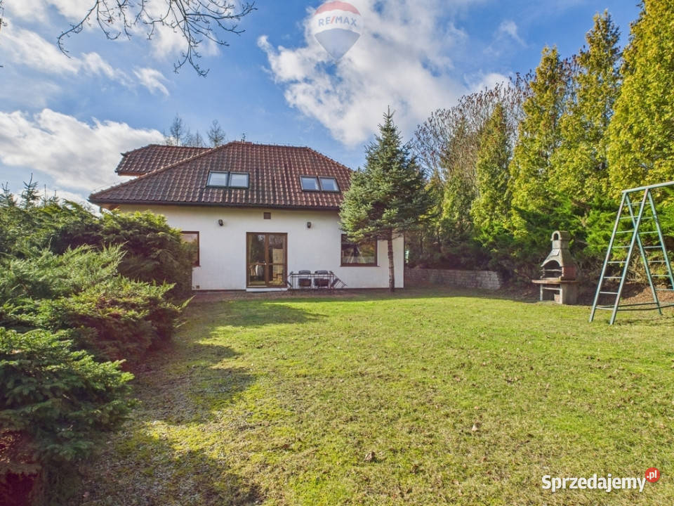 Dom w Majdach z dostępem do Jeziora Wulpińskiego utwardzona Majdy