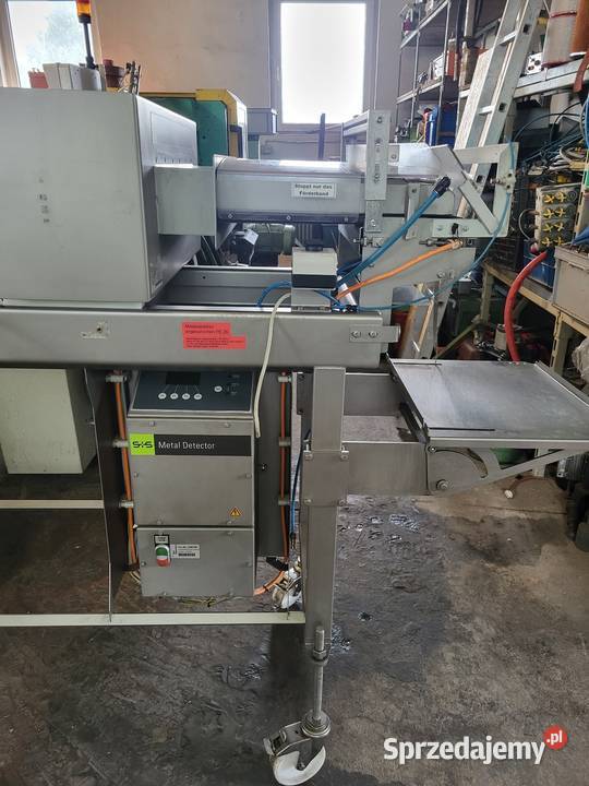 Taśmociąg z detektorem wszelkich metali 200 x 40 sprzedam