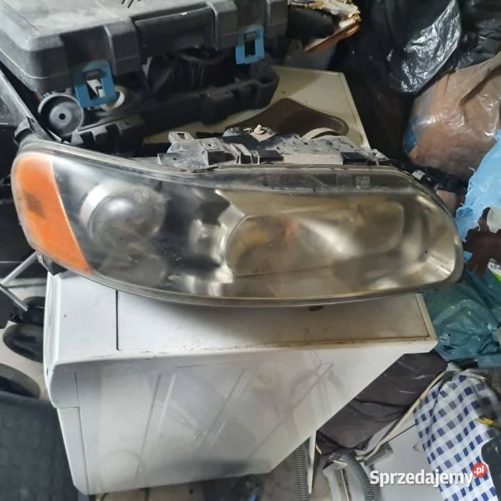 Lampa prawa reflektor prawy Xenon xsenon ksenon Kraków