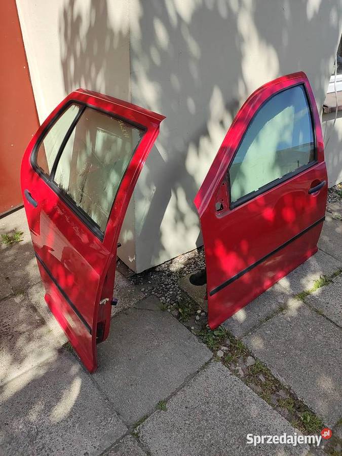 VW GOLF 4 5DRZWI DRZWI KOLOR LY3D Kobylnica