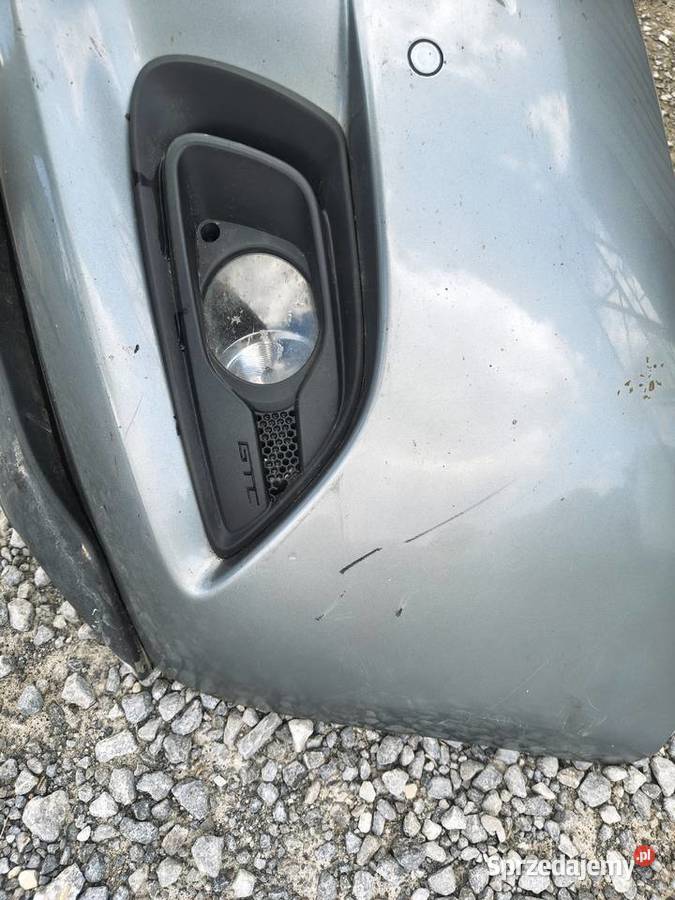 Zderzak przedni Opel Astra J GTC