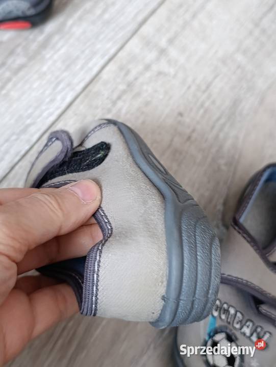 kapcie chłopięce buty rozmiar 25 długość wkładki Poznań sprzedam
