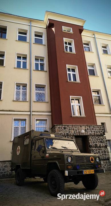 Tarpan 4022S Honker 25 sofim Iveco sanitarka Police
