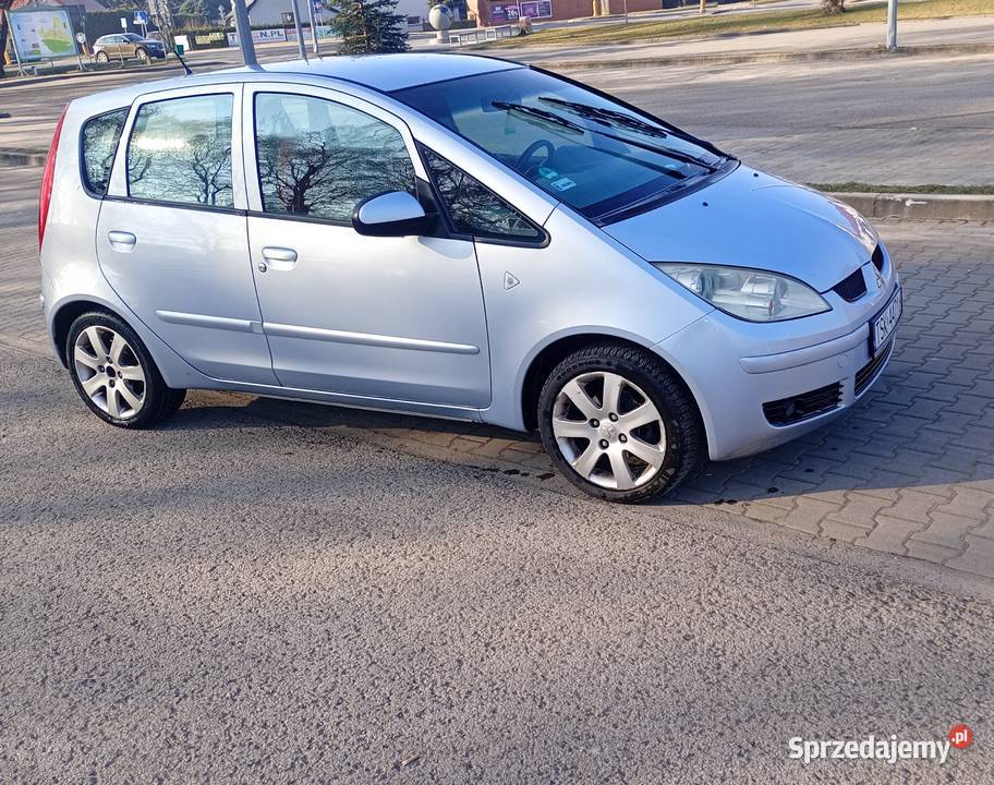 Sprzedam Mitsubishi Colt 15