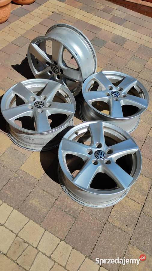 Felgi aluminiowe do Passata Średnica 17" Serock