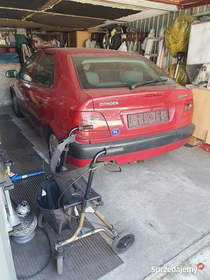 Citroen Xsara 16 benzyna 1998 ale bateria slaba Gliwice