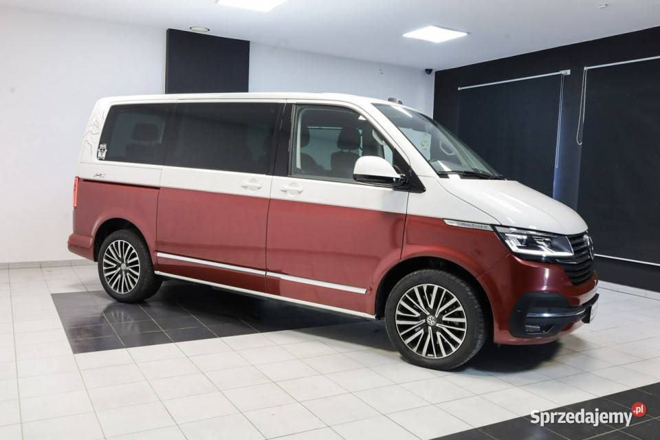 Volkswagen Multivan HighLineSalon PolskaI elektrycznie ustawiane fotele