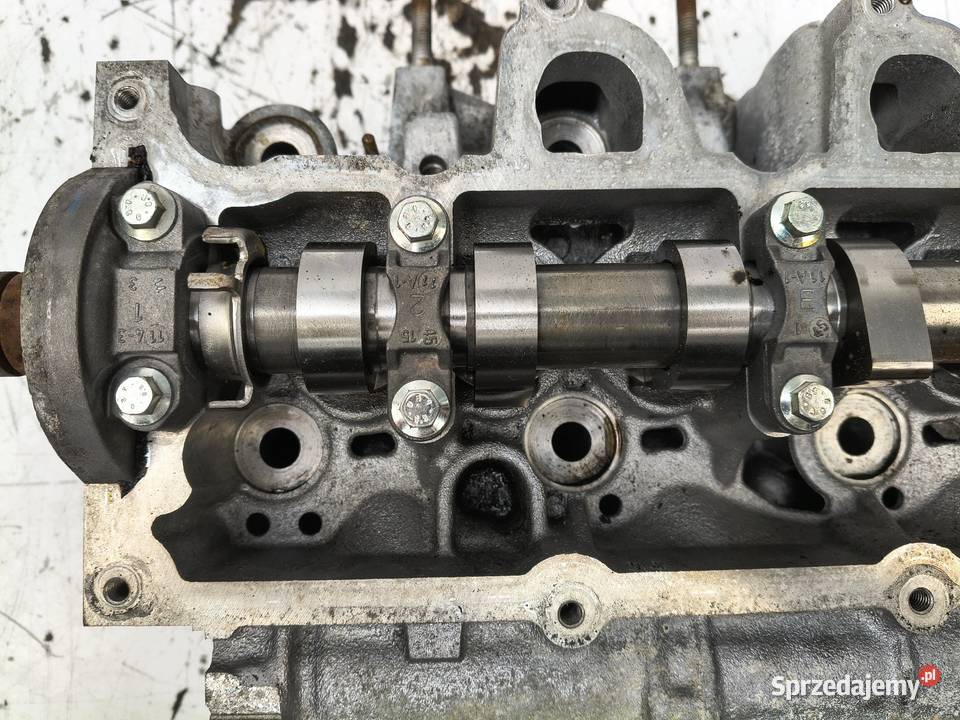 GŁOWICA CYLINDRÓW Renault Megane III 15 DCI osobowe Głowice cylindrów Chełm