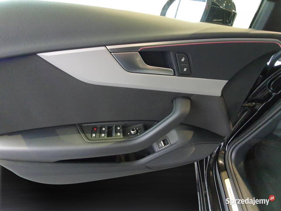 A4 35 TFSI mHEV S Line S tronic Sedan / Limuzyna