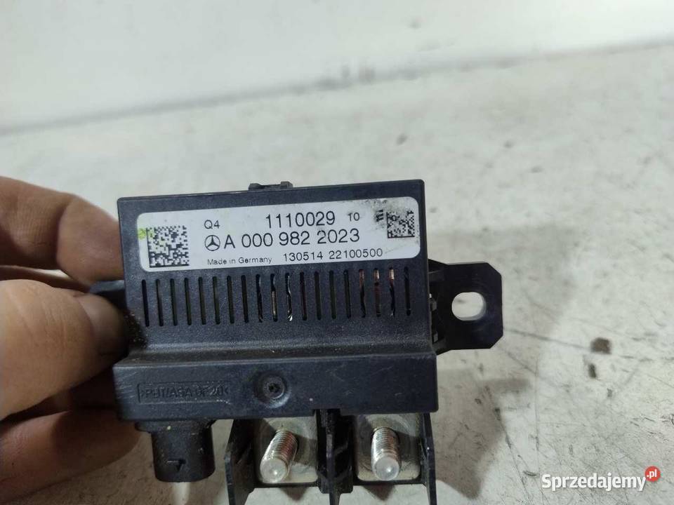 MODUŁ AKUMULATORA W212 0009892023 osobowe