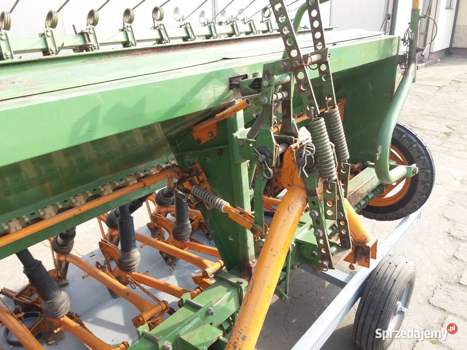 Siewnik Amazone D 7 Super typ 30 z wózkiem Kokanin
